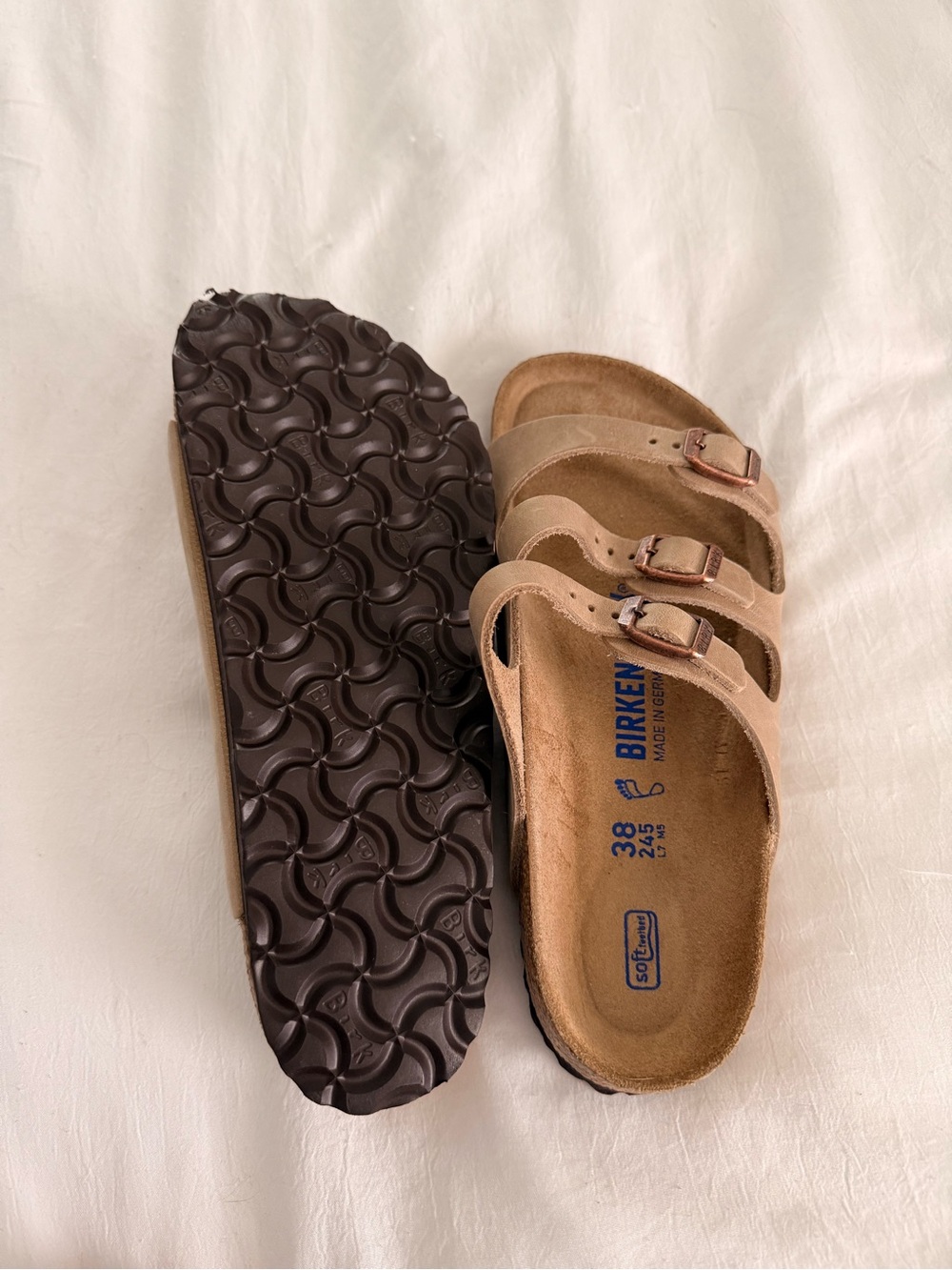 Never Worn - Birkenstock Florida Soft Footbed Triple-Strap Sandals - Taupe - Picture 5 of 6